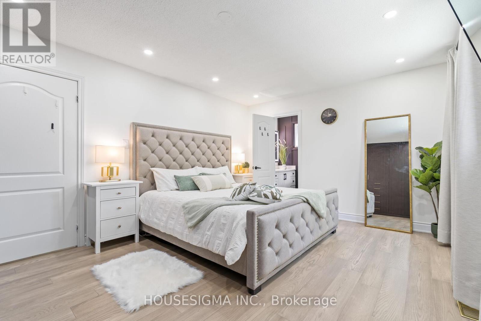 Photo 24 of 4212 Powderhorn Crescent, Mississauga ON