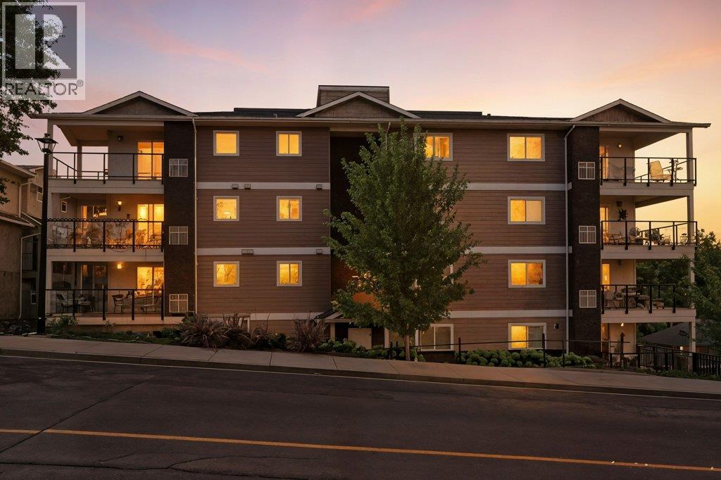 Photo 1 of 330 4 Avenue Se Unit 201, Salmon Arm BC