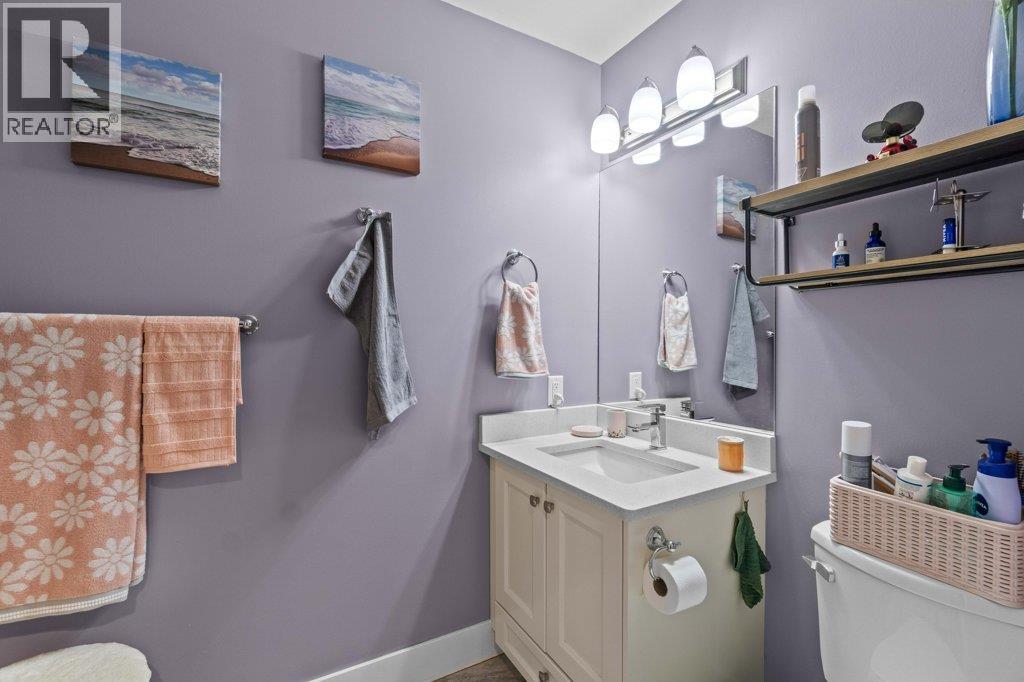 Photo 24 of 330 4 Avenue Se Unit 201, Salmon Arm BC