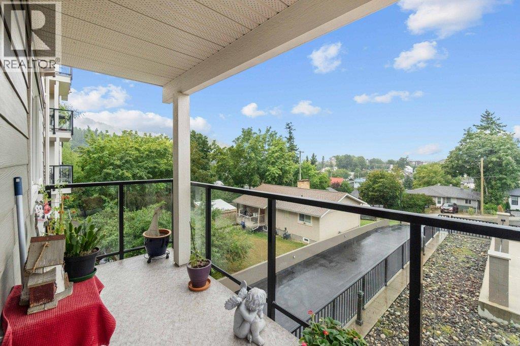 Photo 39 of 330 4 Avenue Se Unit 201, Salmon Arm BC
