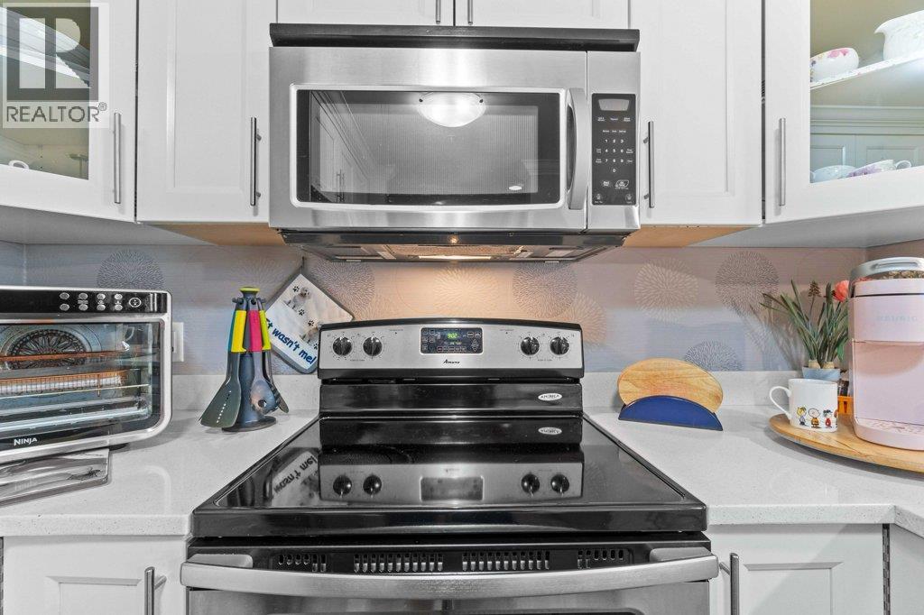 Photo 8 of 330 4 Avenue Se Unit 201, Salmon Arm BC