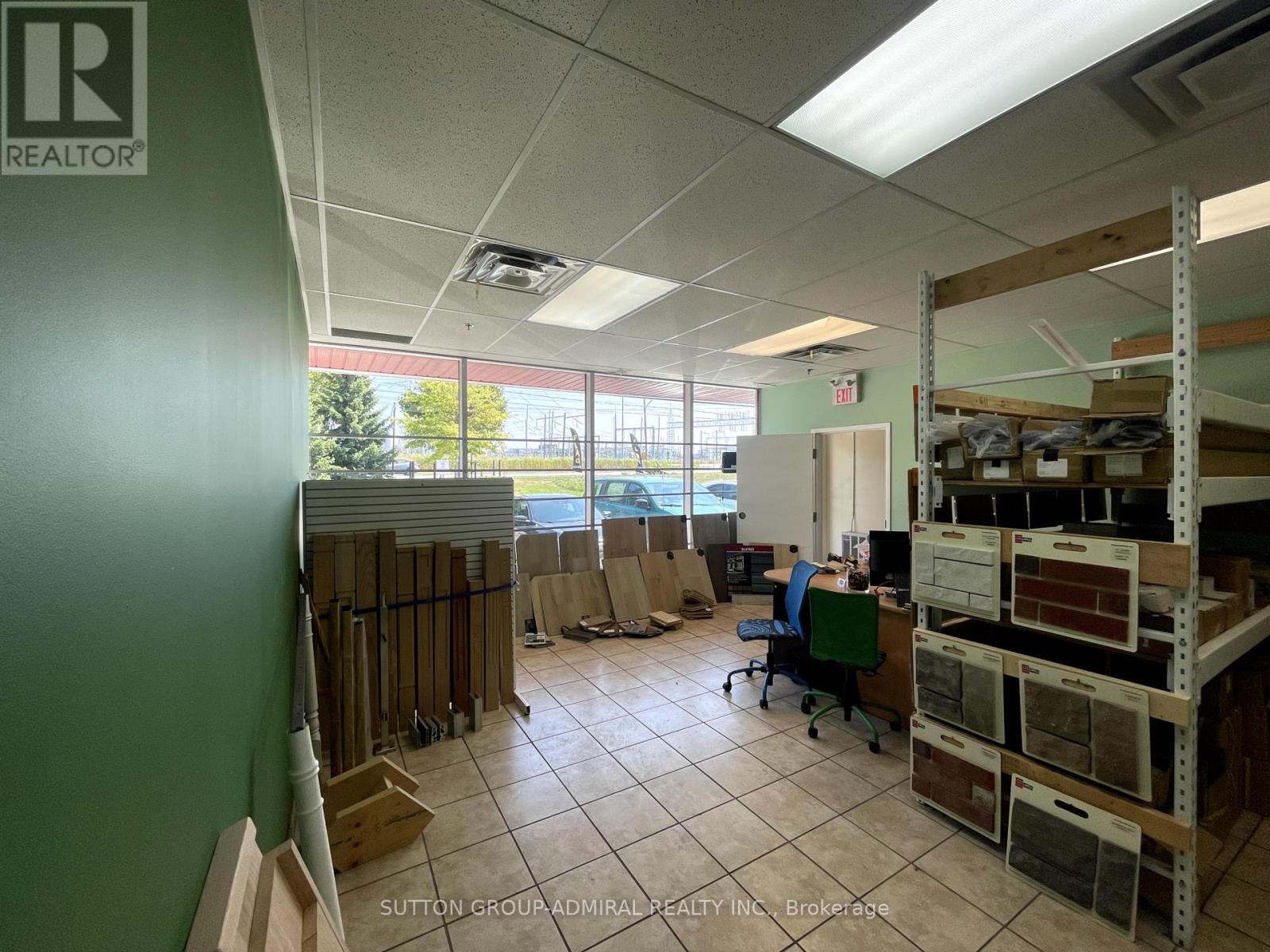 Photo 8 of 19 1 High Meadow Place, Toronto ON