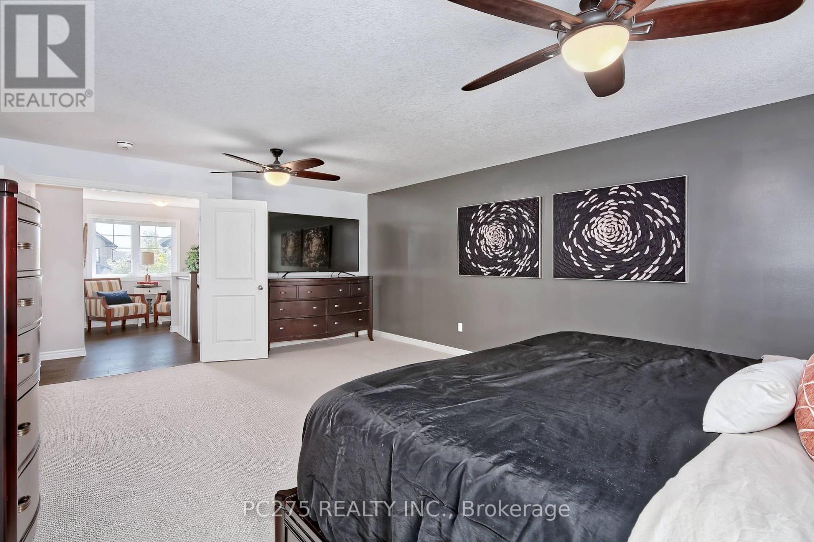 Photo 18 of 20 Honey Bend, St Thomas ON