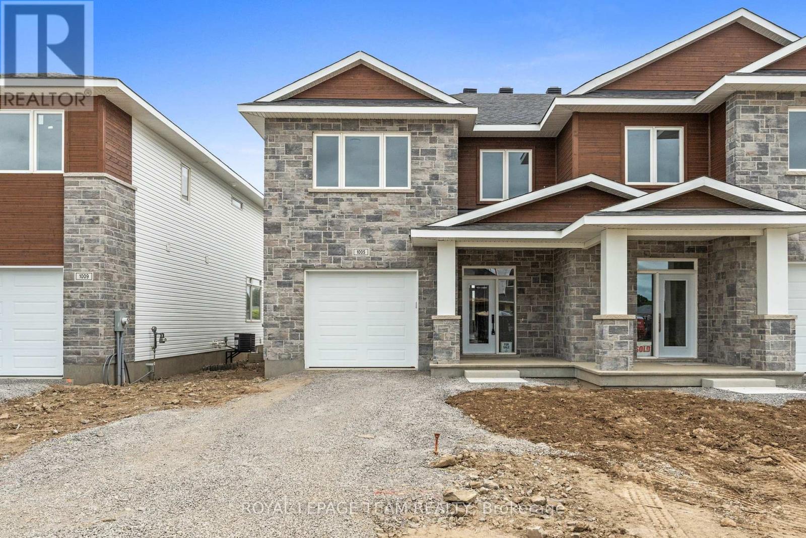 Photo 9 of 1020 Moore Street, Brockville ON