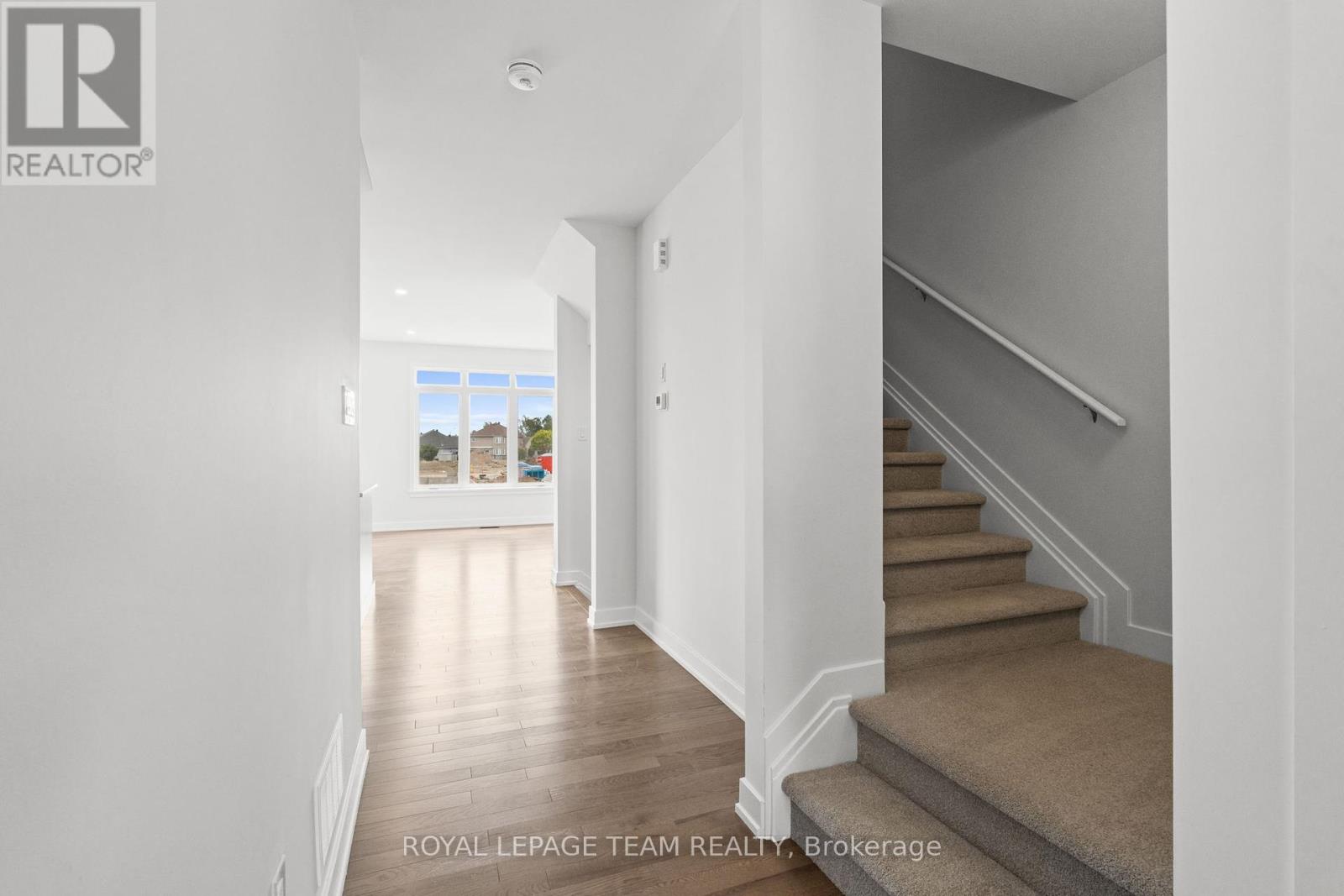 Photo 25 of 1020 Moore Street, Brockville ON