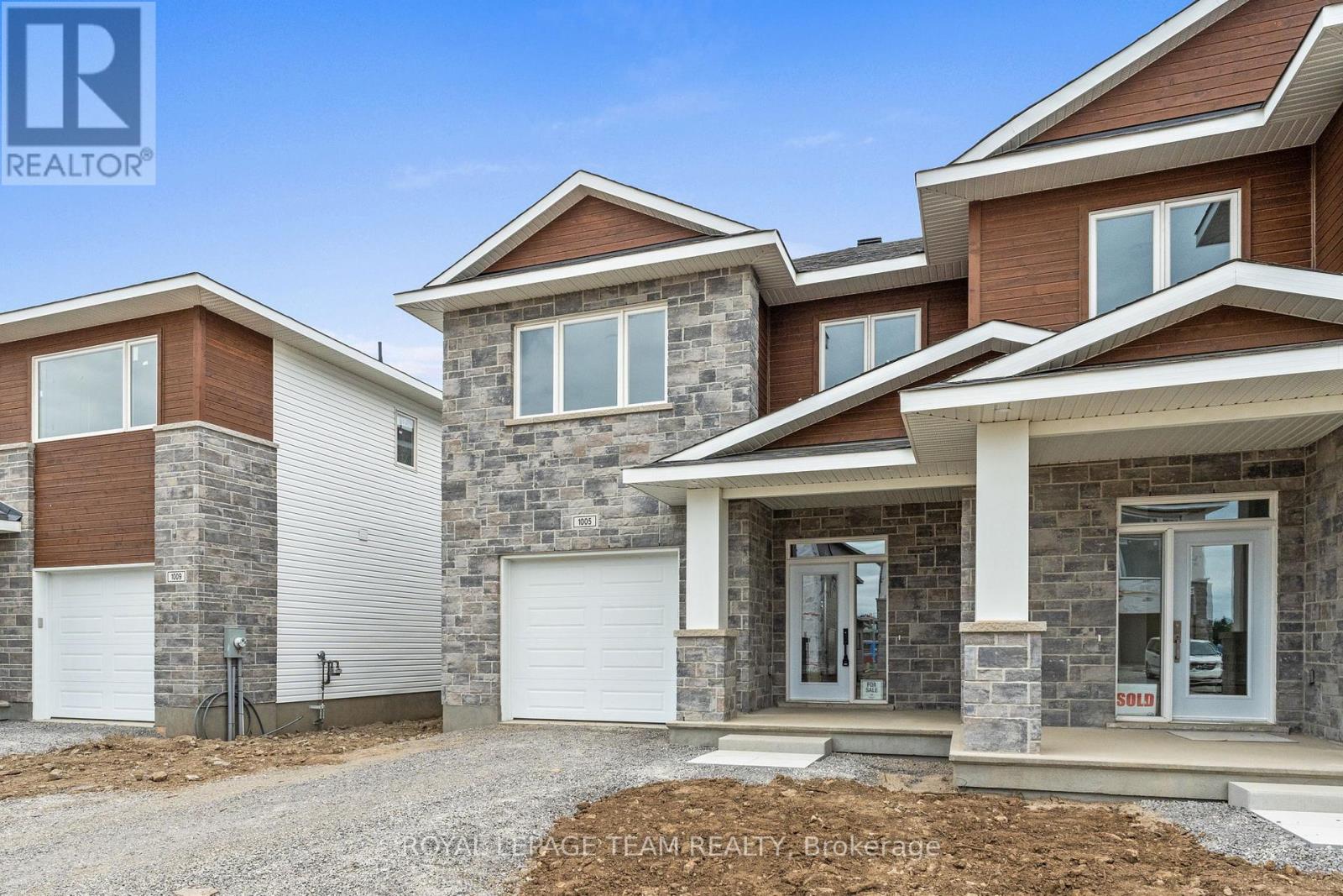 Photo 36 of 1020 Moore Street, Brockville ON