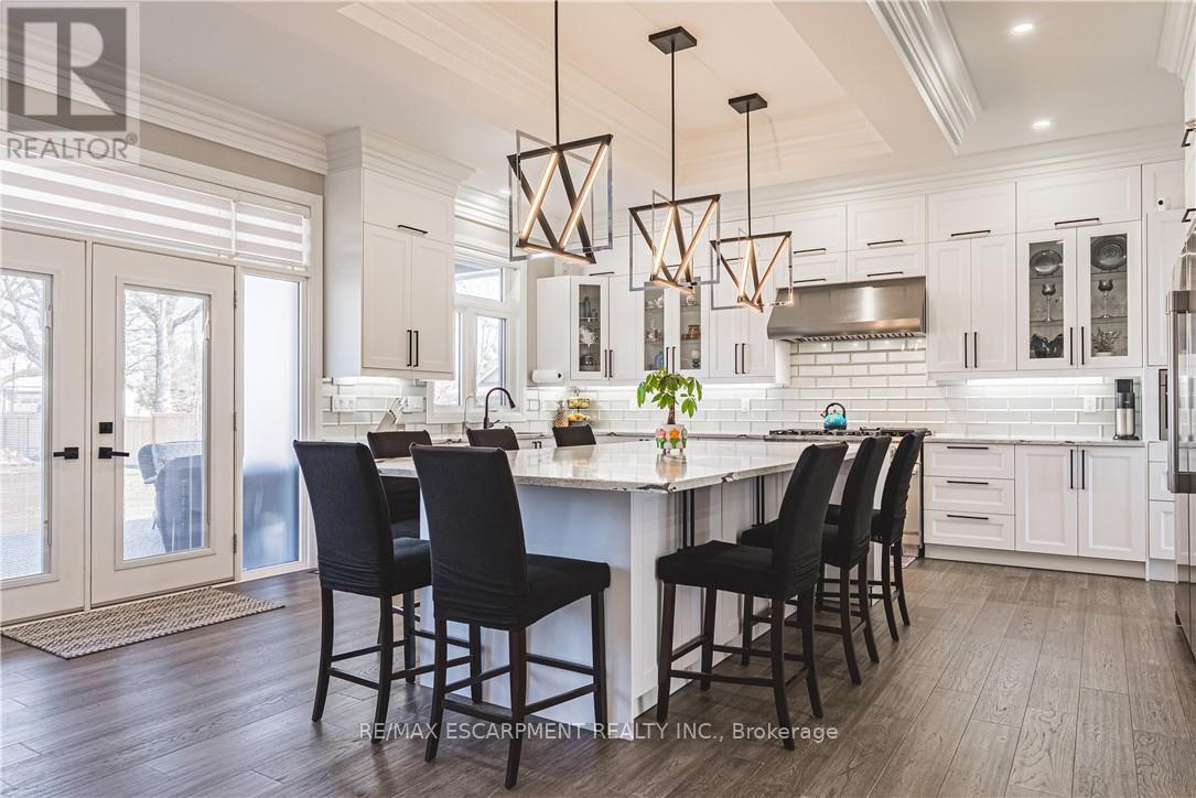 Photo 8 of 8378 Chippewa Road N, Hamilton ON