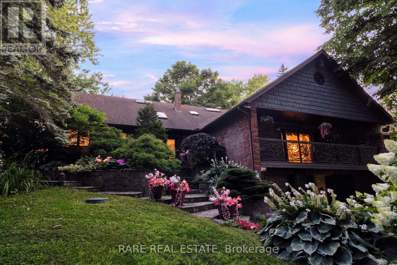 Photo 13 of 735 Lakeshore Road E, Port Colborne ON