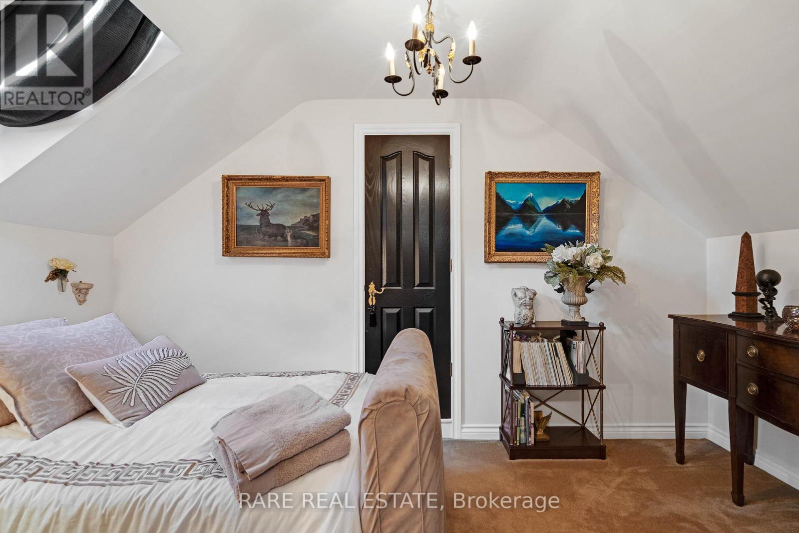 Photo 12 of 735 Lakeshore Road E, Port Colborne ON