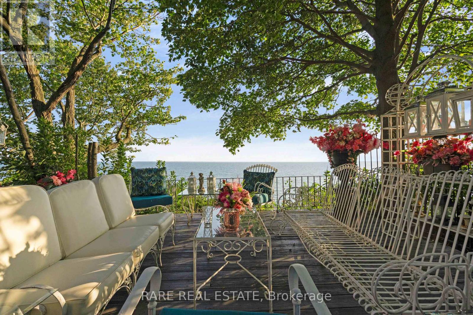 Photo 21 of 735 Lakeshore Road E, Port Colborne ON