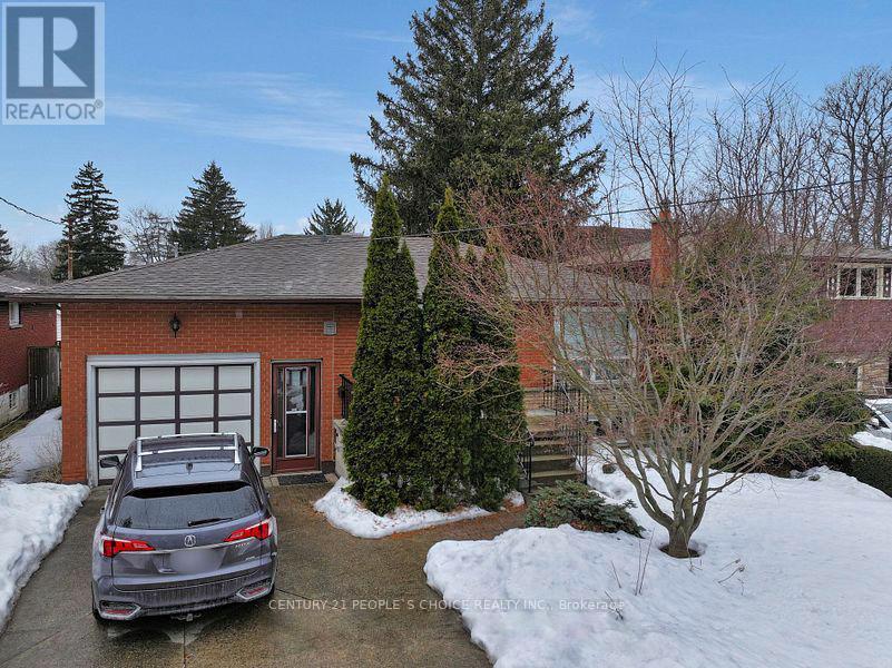 Photo 1 of 122 Rifle Range Road, Hamilton ON