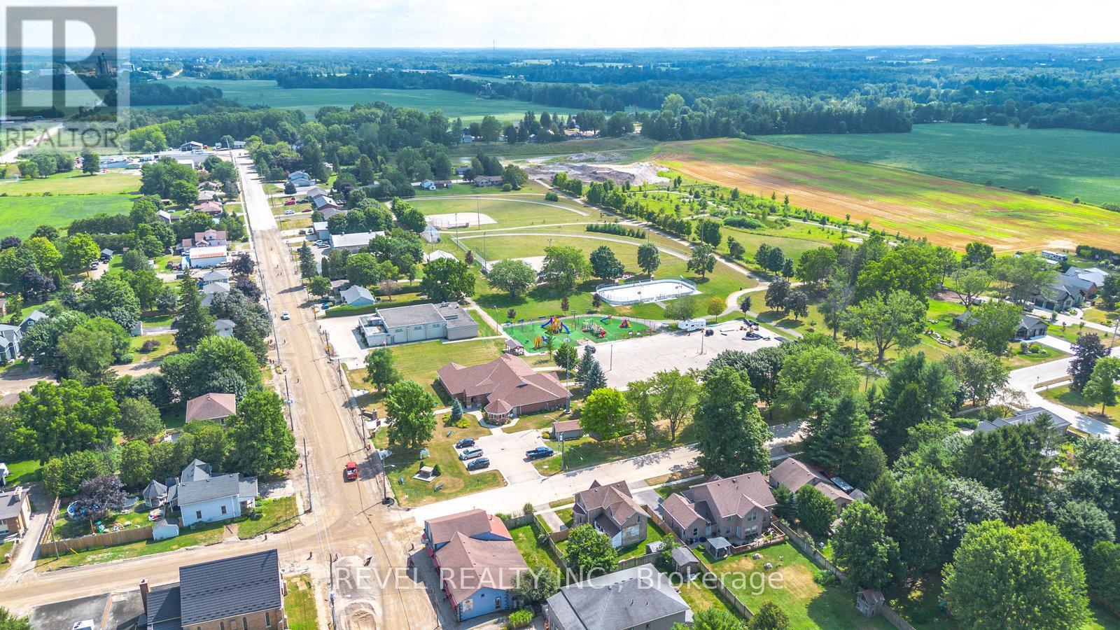 Photo 22 of 3 Main Street S, Blandfordblenheim ON