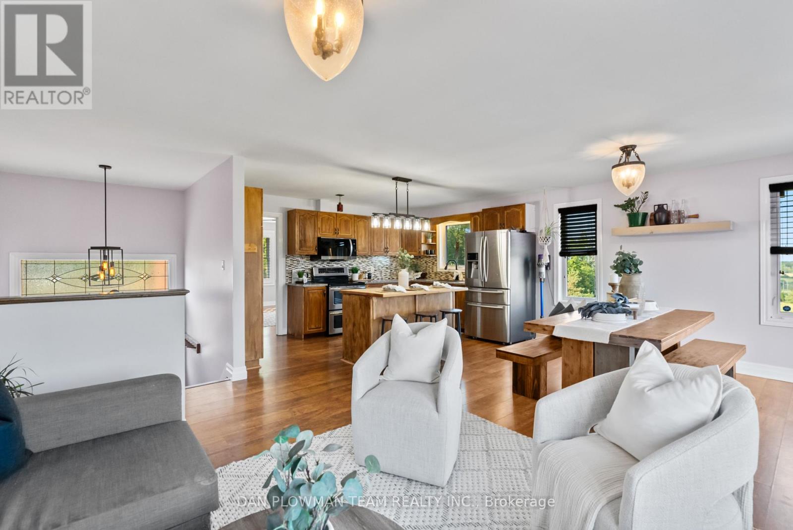Photo 5 of 478 Telecom Road, Kawartha Lakes ON