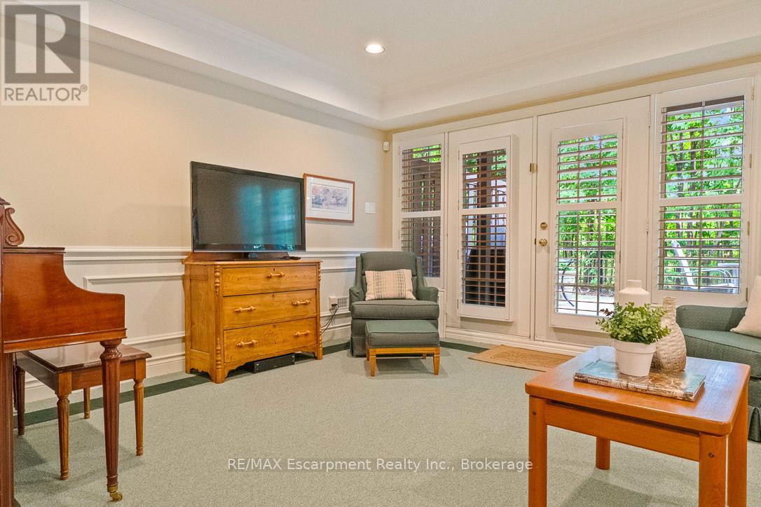 Photo 22 of 16 2303 Hill Ridge Court, Oakville ON
