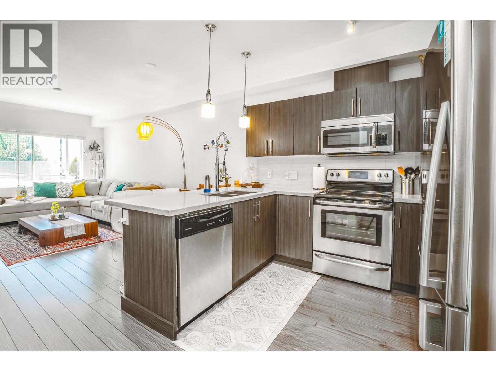 Photo 2 of 419 12070 227 Street, Maple Ridge BC