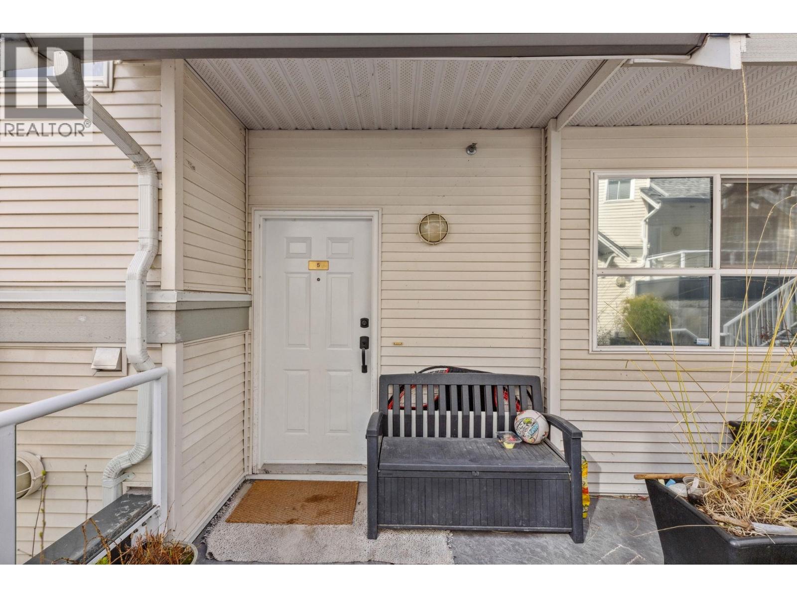 Photo 2 of 5 2711 E Kent Avenue North, Vancouver BC