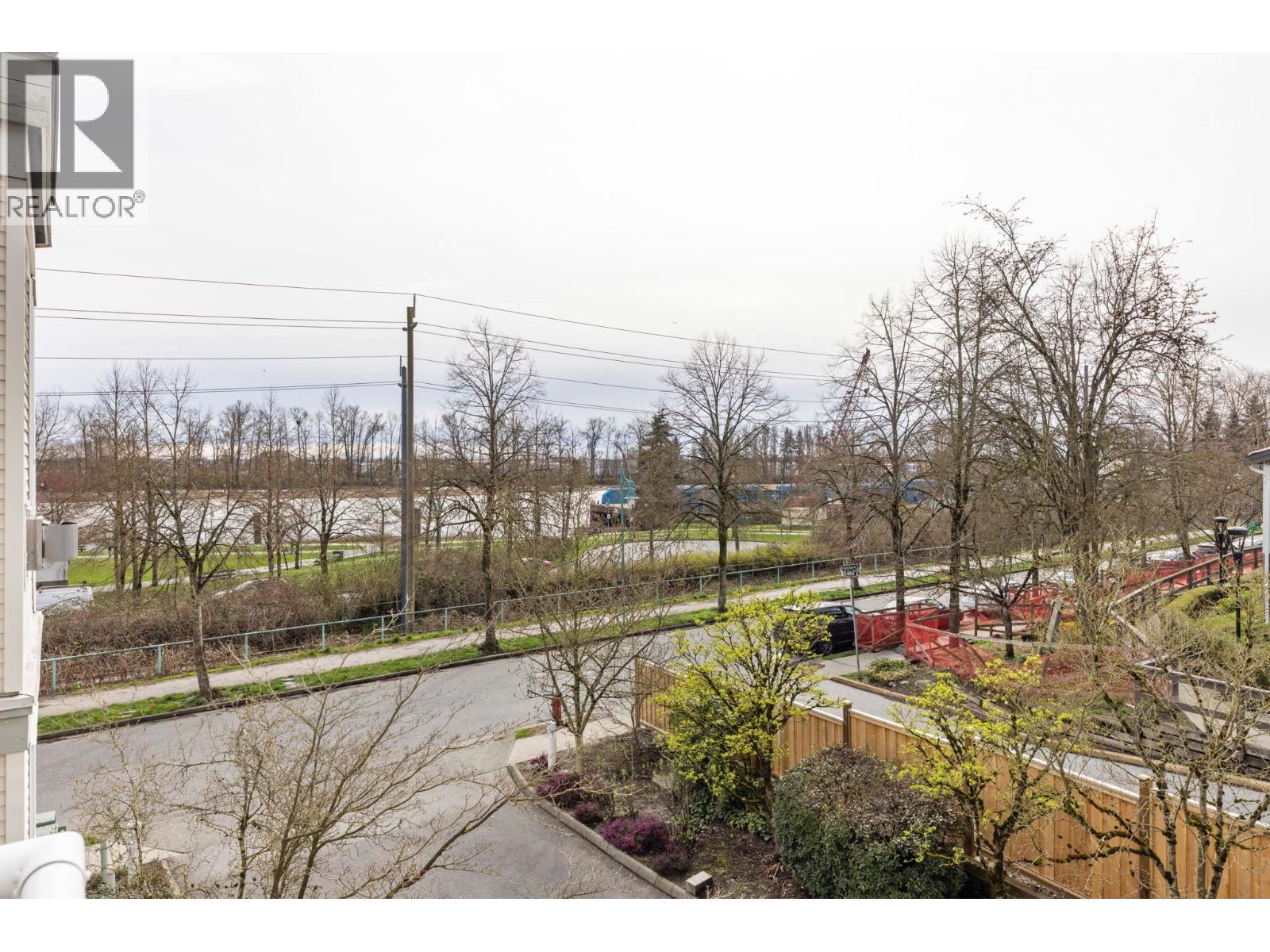 Photo 33 of 5 2711 E Kent Avenue North, Vancouver BC