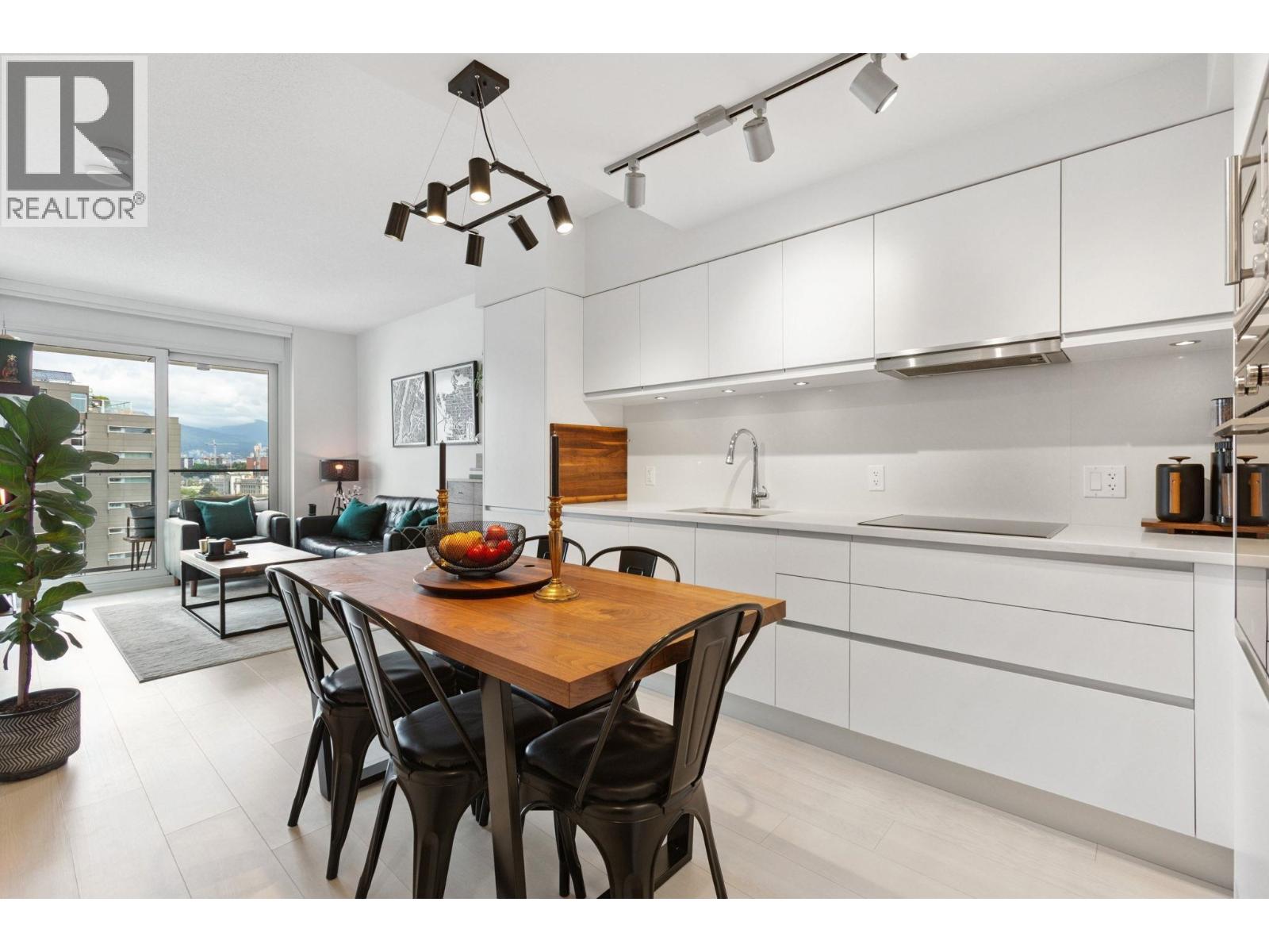Photo 13 of 904 180 E 2nd Avenue, Vancouver BC