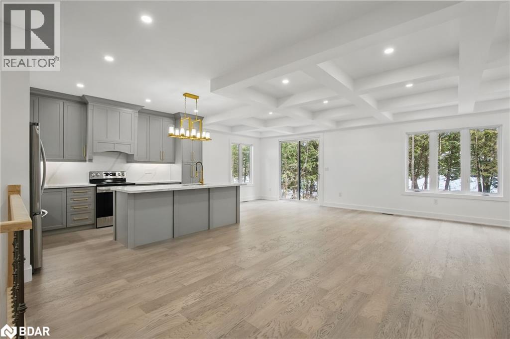 Photo 13 of 48 Iroquois Crescent, Tiny ON