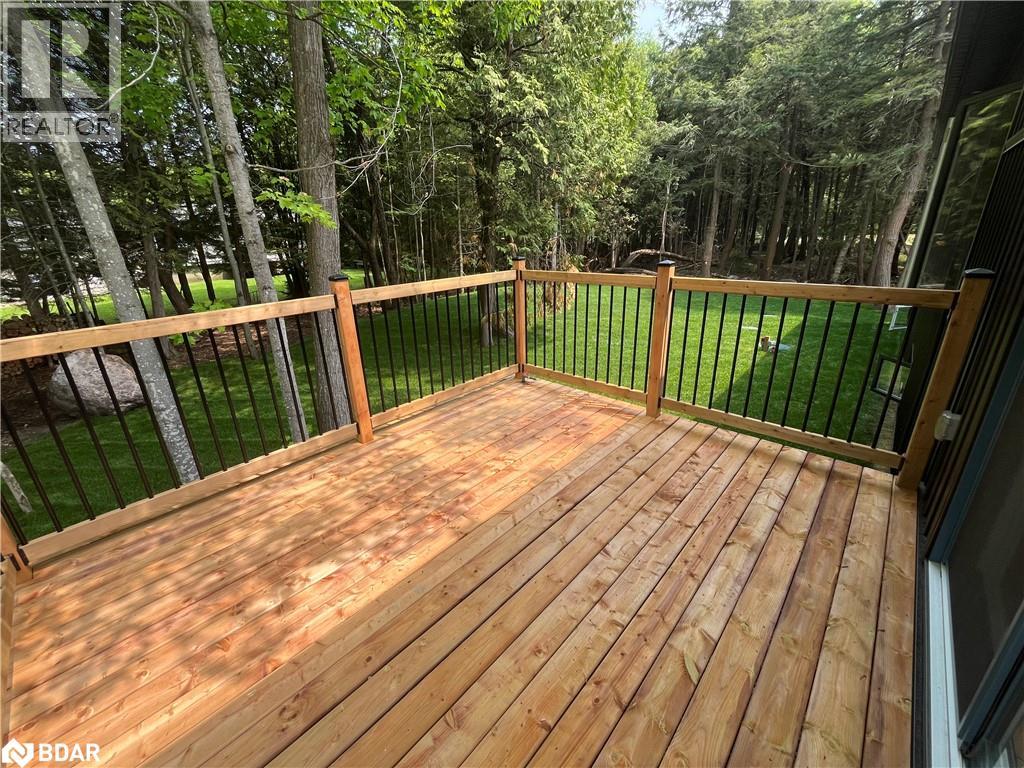 Photo 7 of 48 Iroquois Crescent, Tiny ON