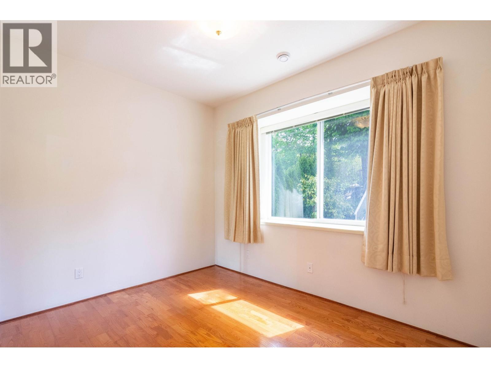 Photo 11 of 7286 Barnet Road, Burnaby BC