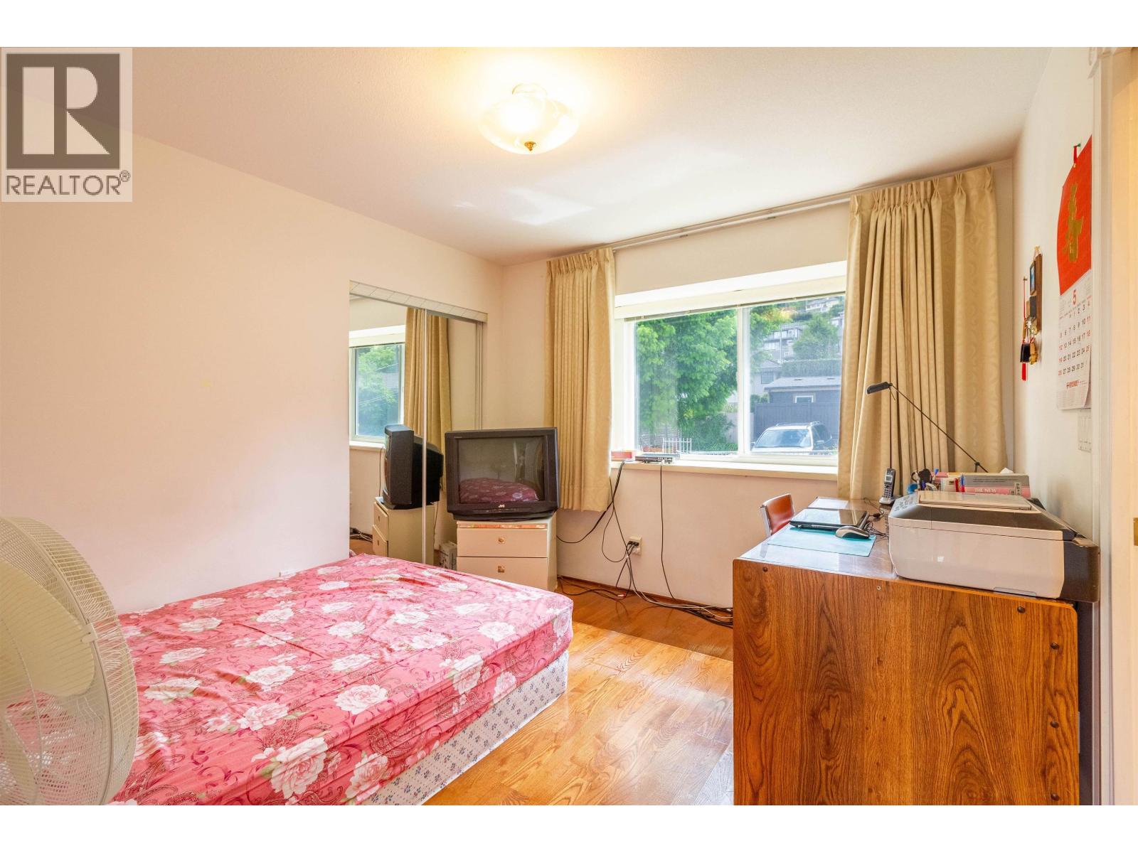 Photo 23 of 7286 Barnet Road, Burnaby BC