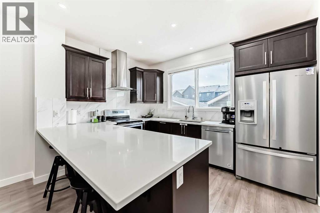 Photo 6 of 59 Belmont Gardens Sw, Calgary AB
