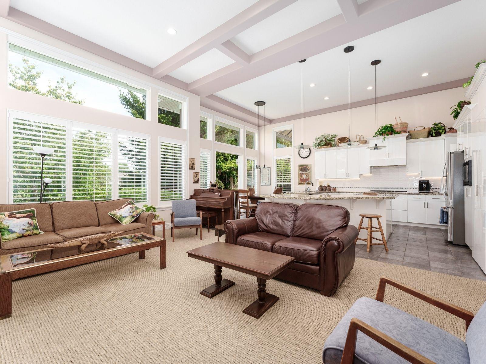 Photo 15 of 3412 Canterbury Drive, Surrey BC