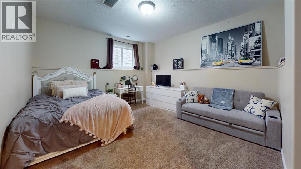 Photo 14 of 205 Elm Street, Fort Mcmurray AB