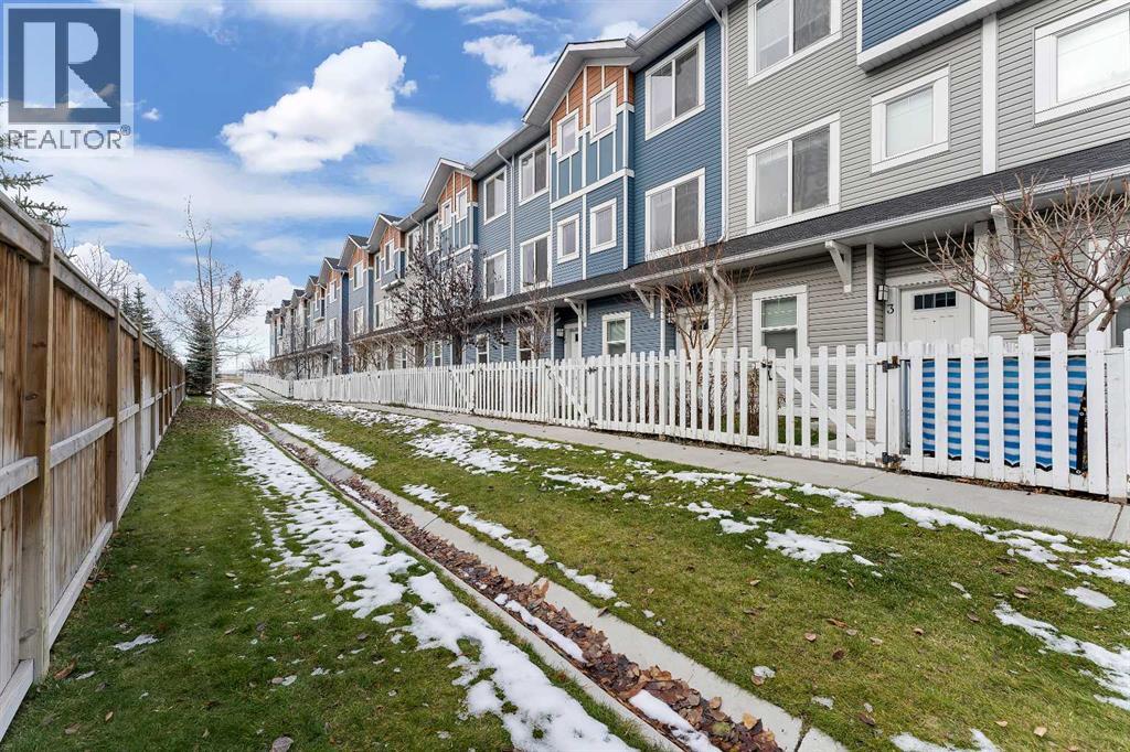 Photo 18 of 6 Stonehouse Crescent Nw, High River AB