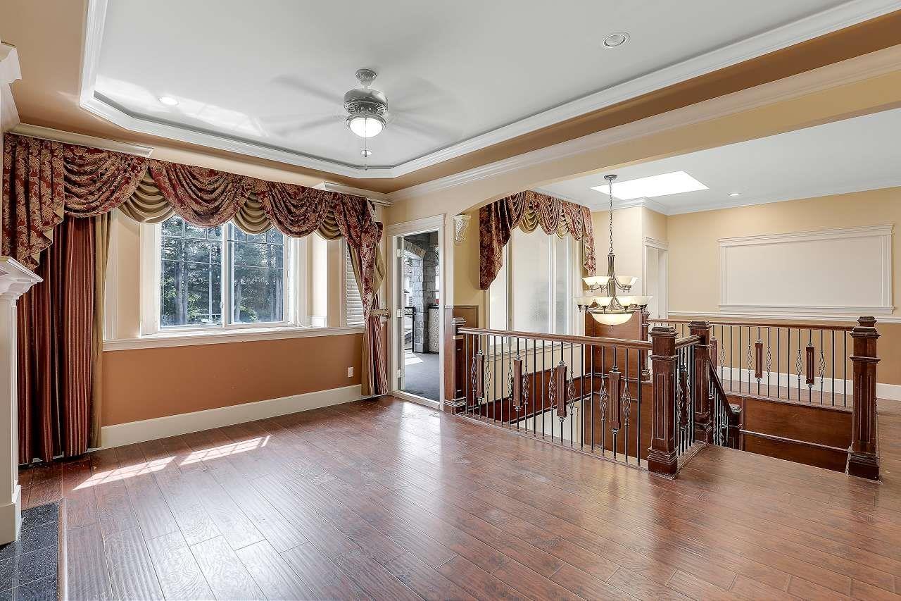 Photo 4 of 13493 81 Avenue, Surrey BC