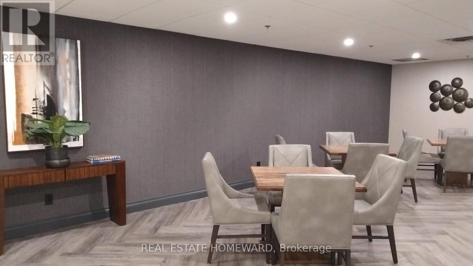 Photo 21 of 417 1 Leaside Park Drive, Toronto ON