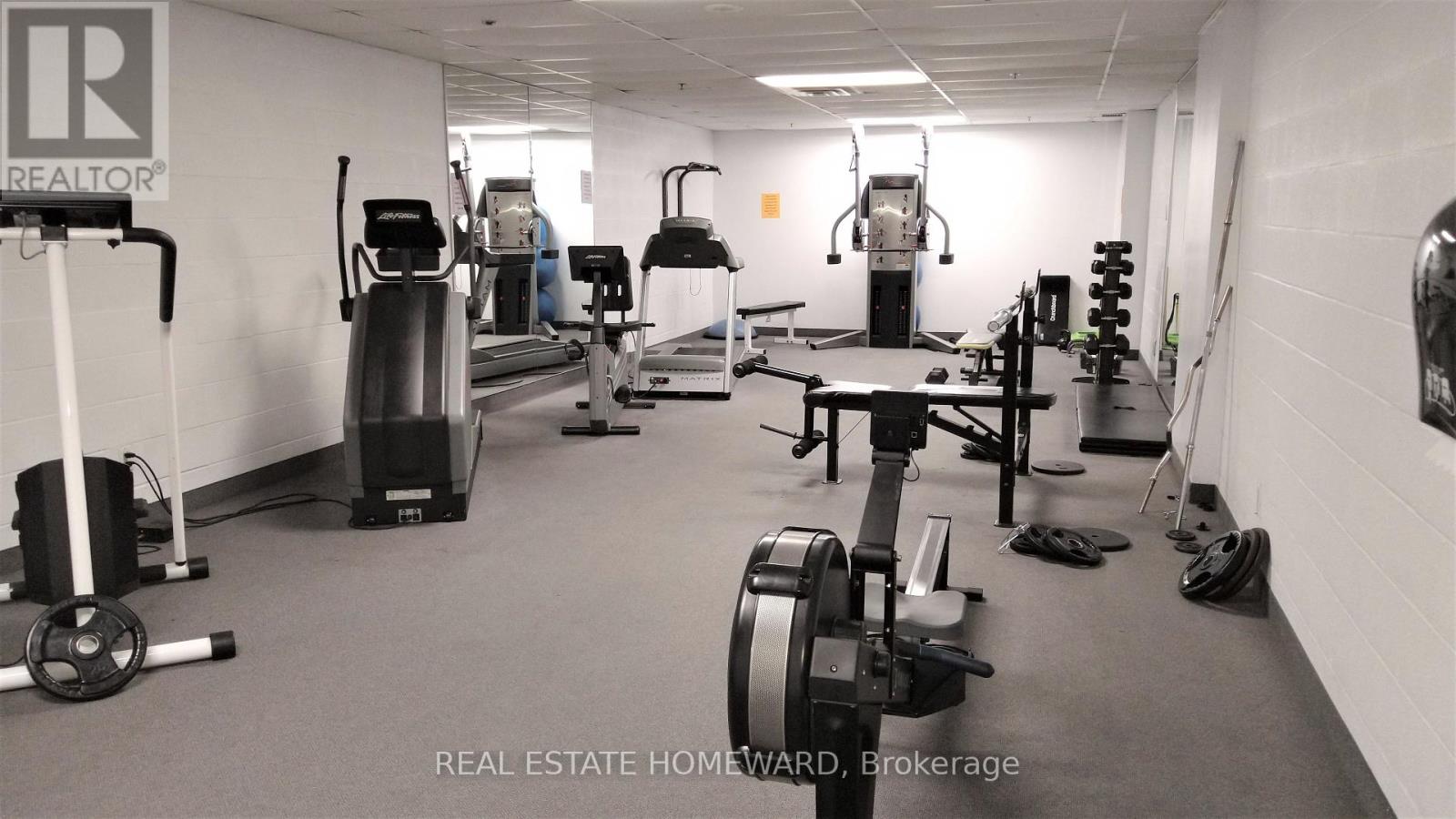 Photo 2 of 417 1 Leaside Park Drive, Toronto ON