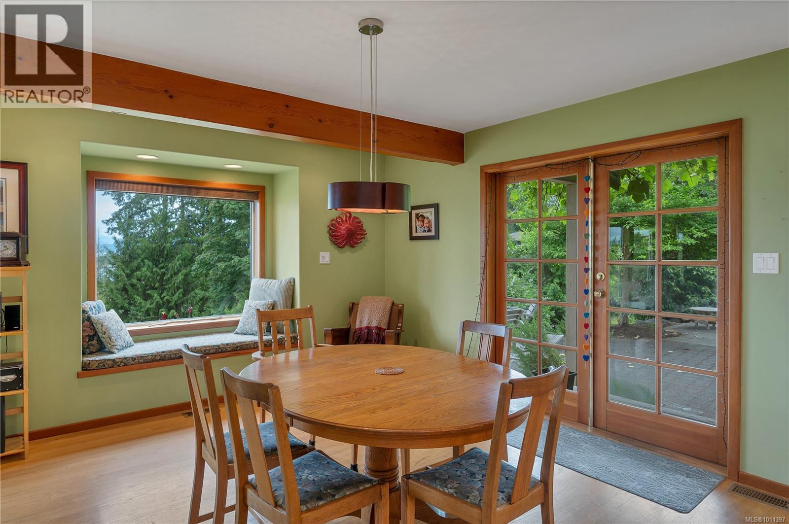 1418 Schooner Rd, Quadra Island