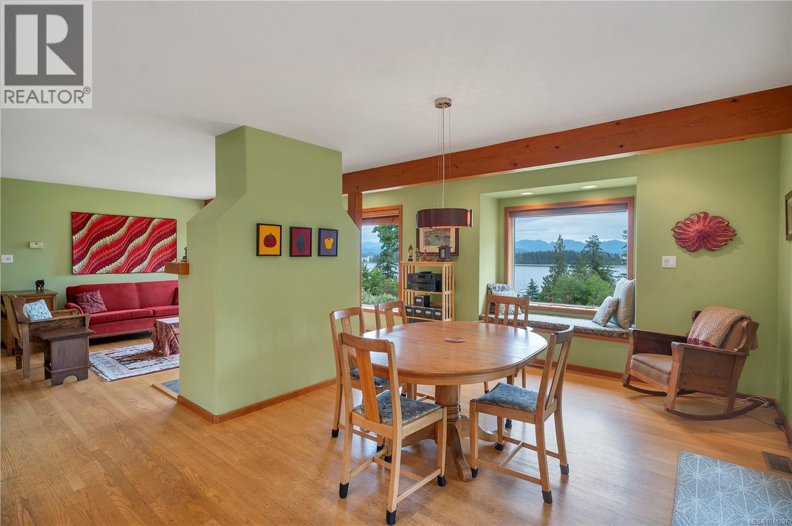 1418 Schooner Rd, Quadra Island
