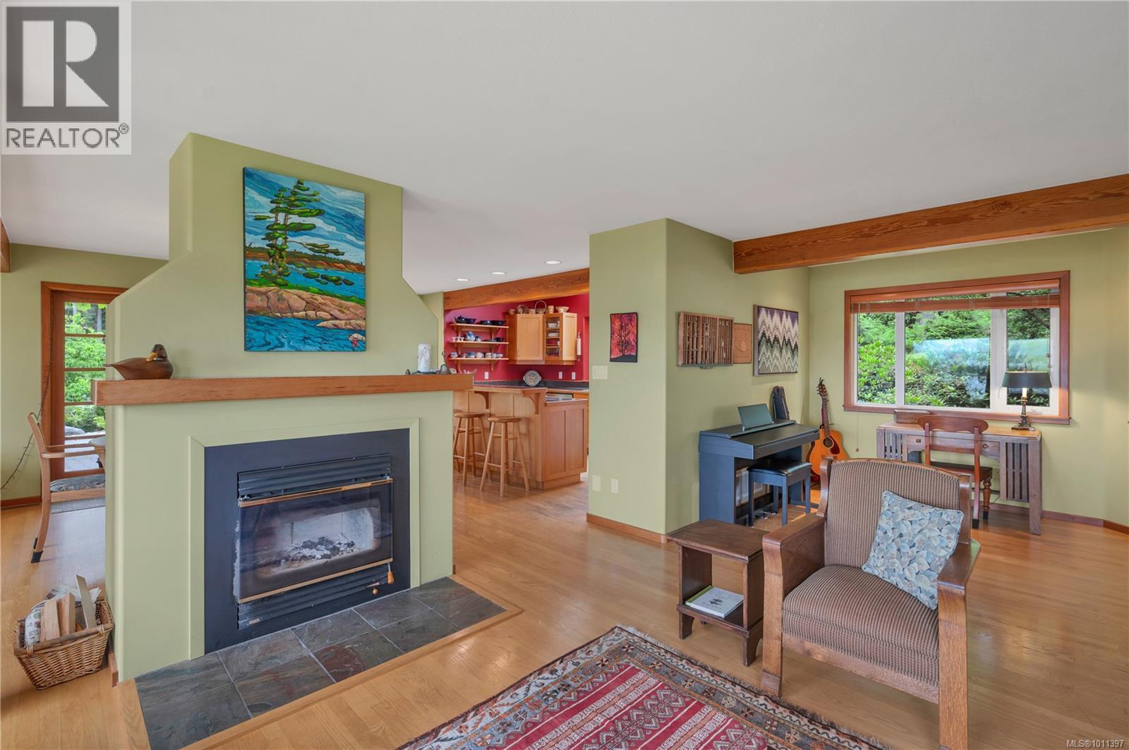 1418 Schooner Rd, Quadra Island