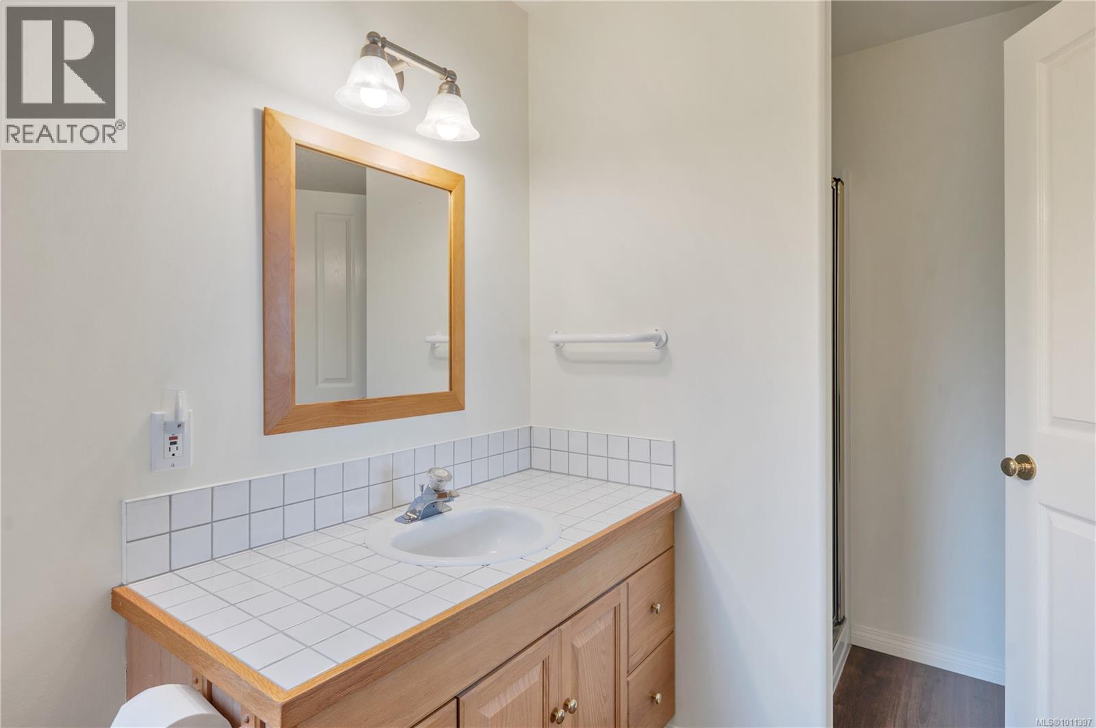1418 Schooner Rd, Quadra Island