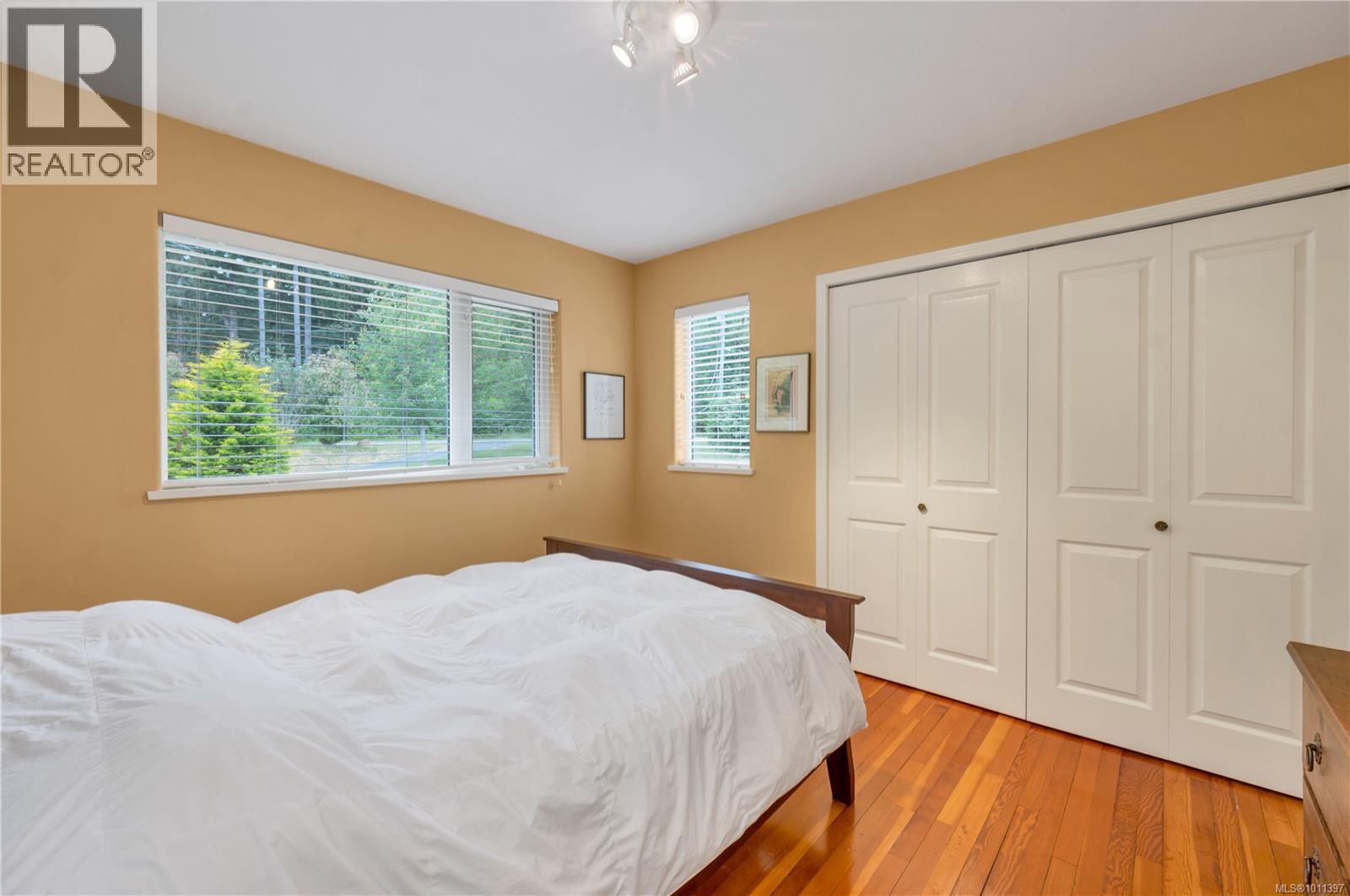 1418 Schooner Rd, Quadra Island