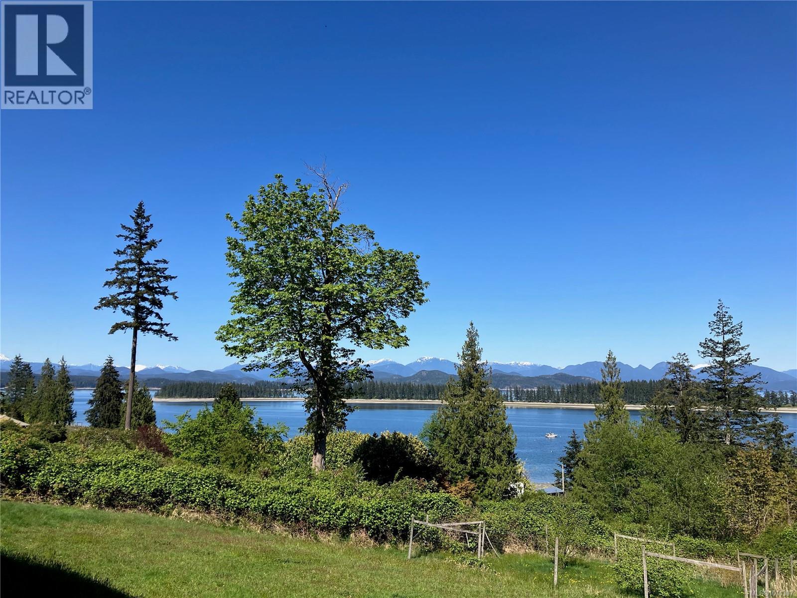 1418 Schooner Rd, Quadra Island