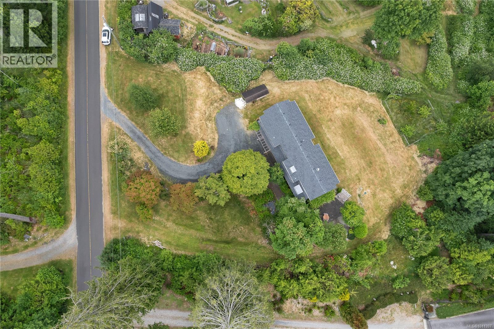 1418 Schooner Rd, Quadra Island