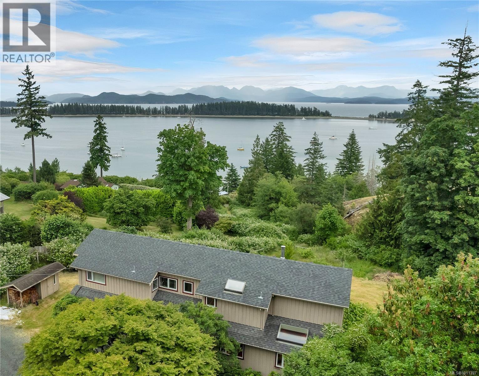 1418 Schooner Rd, Quadra Island