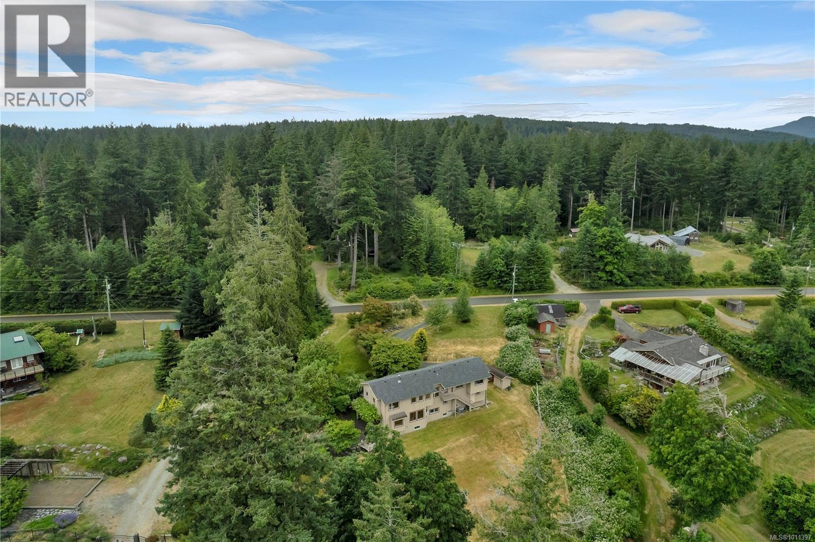 1418 Schooner Rd, Quadra Island
