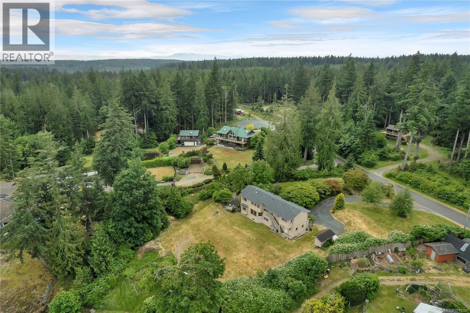 1418 Schooner Rd, Quadra Island