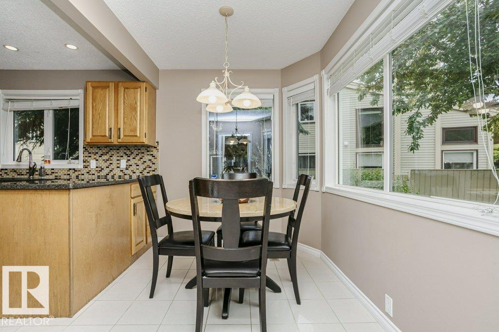 Photo 39 of 1027 109 St Nw, Edmonton AB