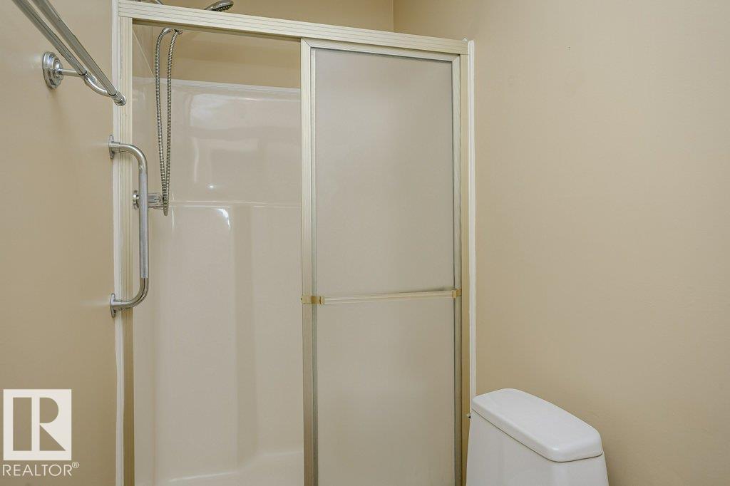 Photo 53 of 1027 109 St Nw, Edmonton AB