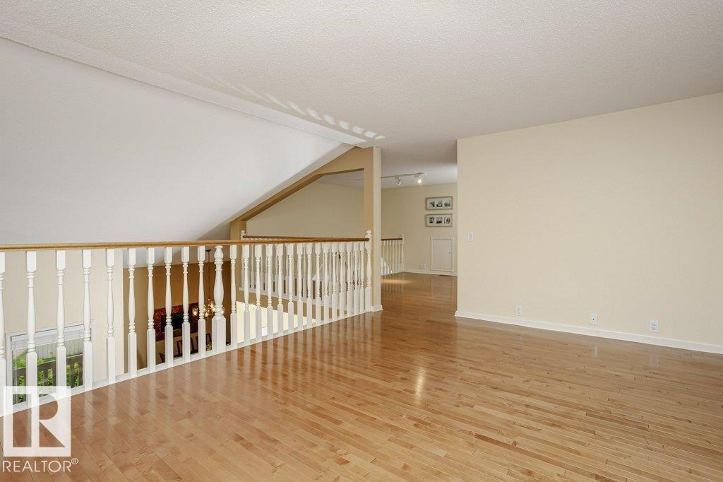 Photo 75 of 1027 109 St Nw, Edmonton AB