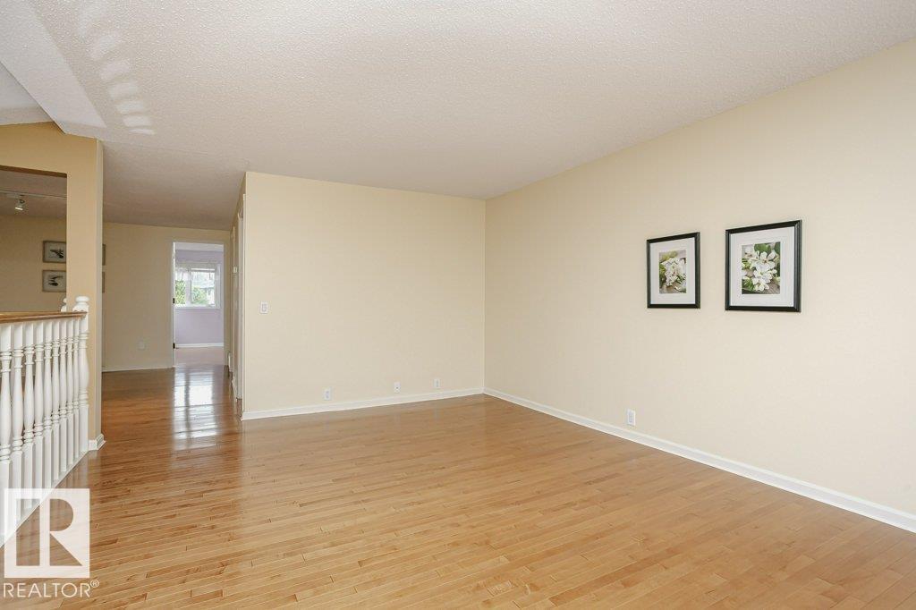 Photo 19 of 1027 109 St Nw, Edmonton AB