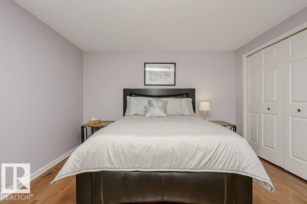 Photo 74 of 1027 109 St Nw, Edmonton AB