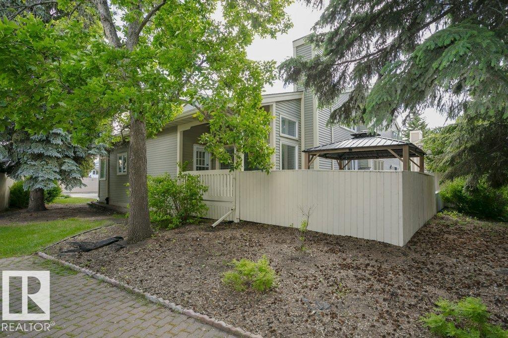 Photo 62 of 1027 109 St Nw, Edmonton AB
