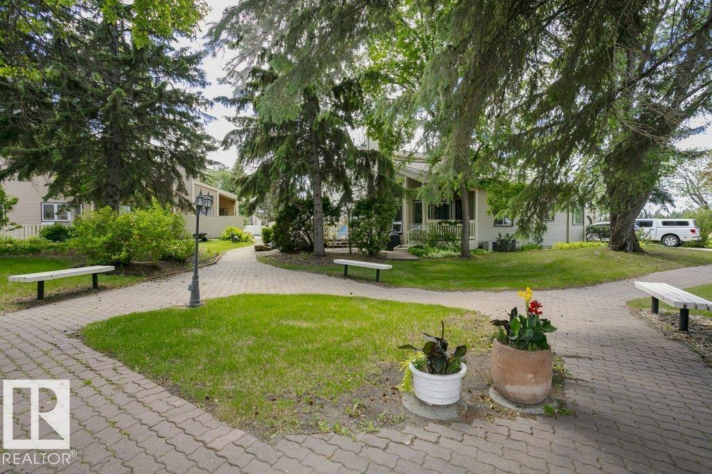 Photo 73 of 1027 109 St Nw, Edmonton AB
